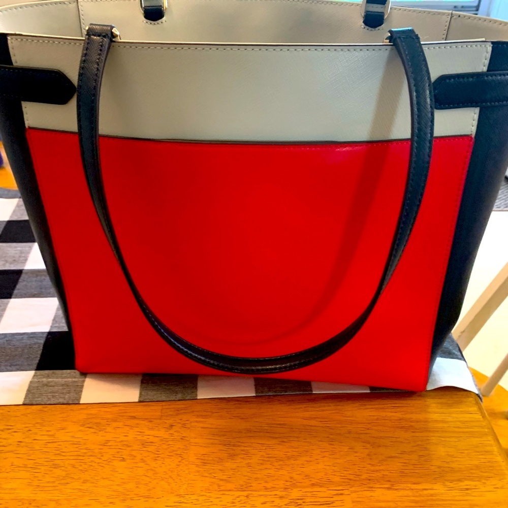 Kate Spade tote/purse with wallet